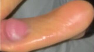 Азиатский массажный салон, сперма на нейлоновых подошвах - порно видео